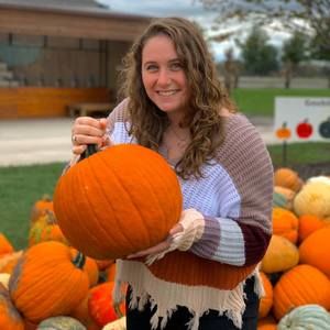 Meet your Posher, Becky